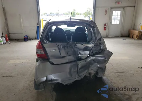 2008 Honda Fit z USA, uszkodzony, nr VIN JHMGD37478S044394